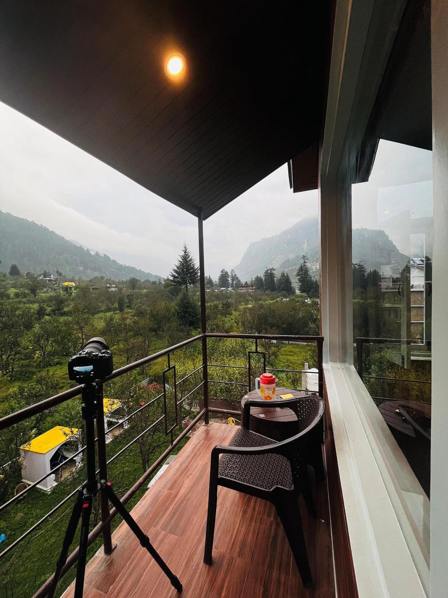 Hotel Apple Flower Manāli Exterior foto